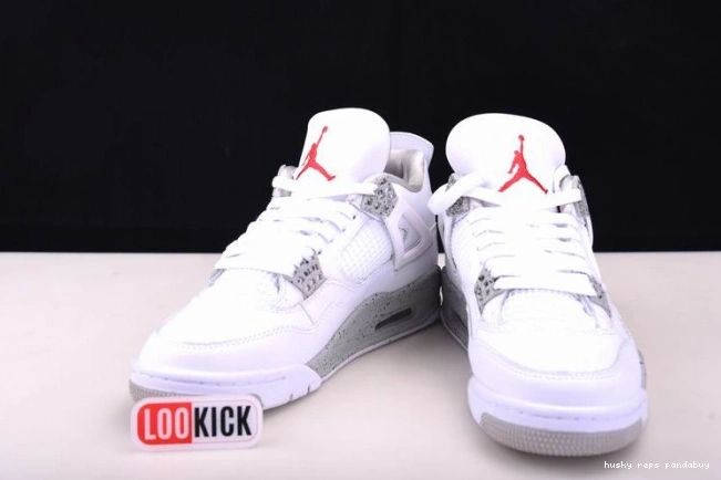 Cheap Husky 4 Retro CT8527-100 (2021) Oreo White Jordan 0821